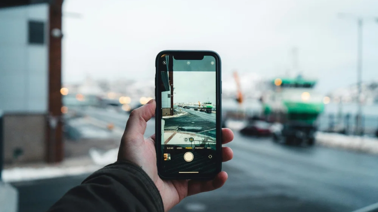 รวมโทรศัพท์ถ่ายรูปสวย 2025 อยากได้ภาพสวย ราคาดี ควรเลือกยี่ห้อไหน อัปเดตได้ที่นี่